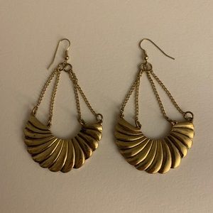 Gold earrings